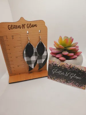 1121 Black/White Buffalo Check Dangle Earrings