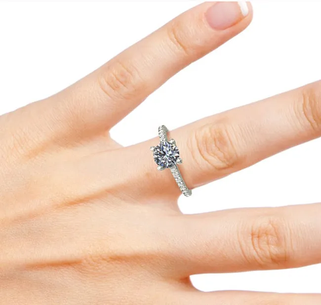 14k Gold Round Cut Solitaire Diamond Ring (0.90.ct.tw)