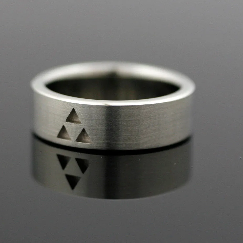 14k It's Dangerous to Go Alone - Triforce Wedding Band - Mens 7mm