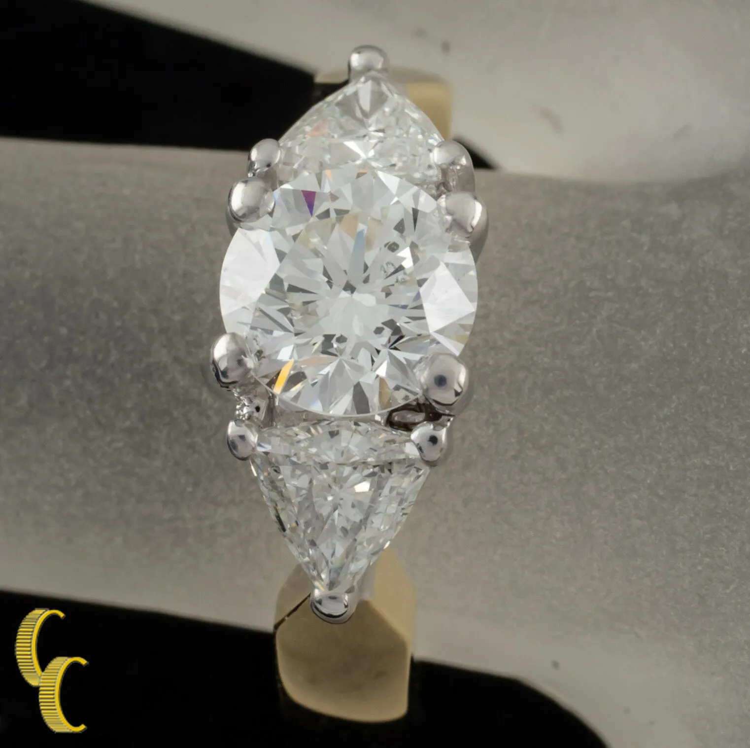 1.91 Carat Round Diamond 3-Stone 18k White & Yellow Gold Engagement Ring size 5