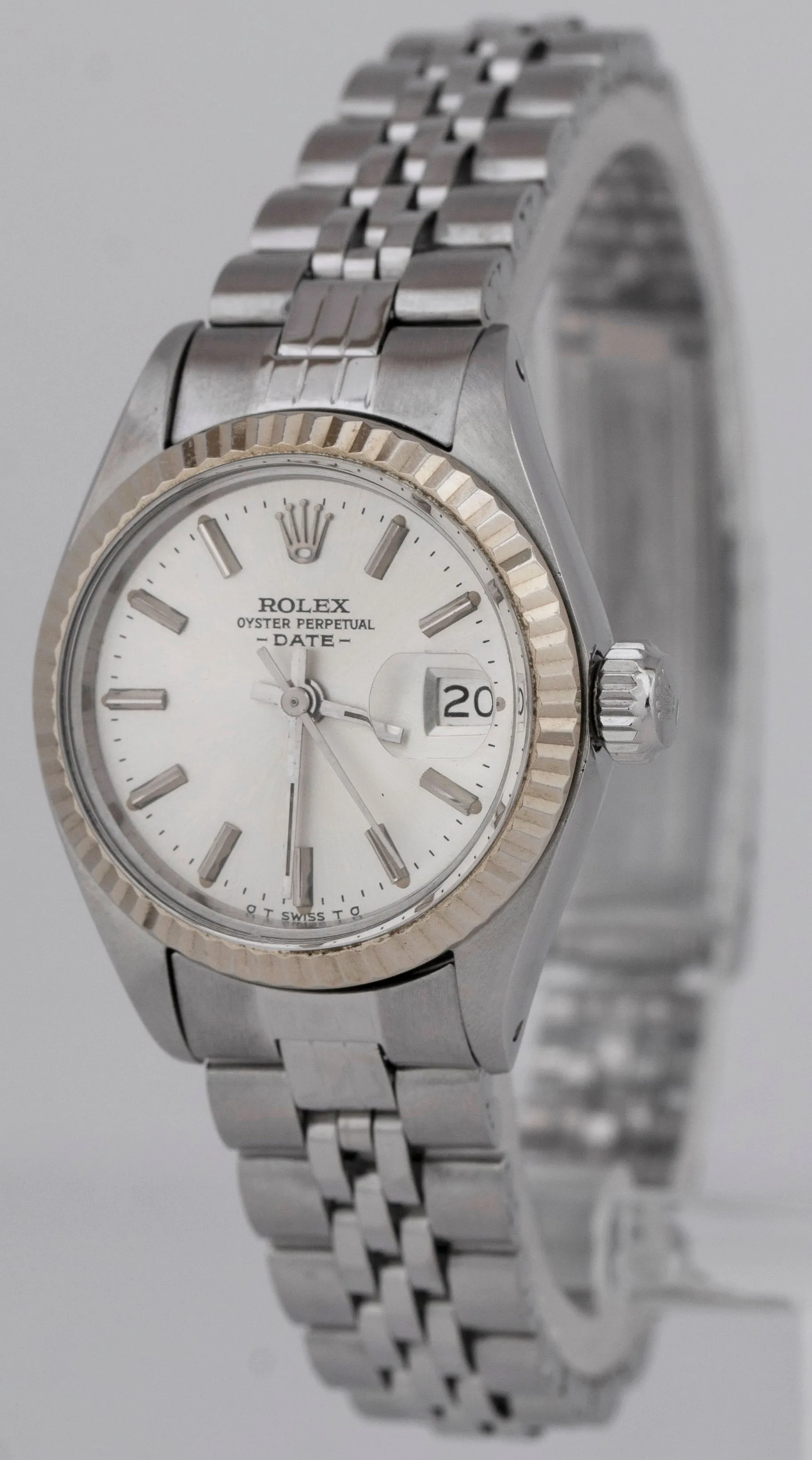 1978 Ladies Rolex Oyster Perpetual Date 26mm Silver Stainless Steel Watch 6917