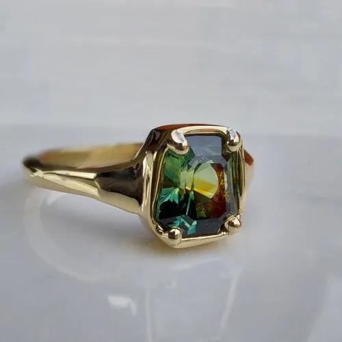 1.9ct Shield cut natural green Australian parti sapphire gold solitaire ring