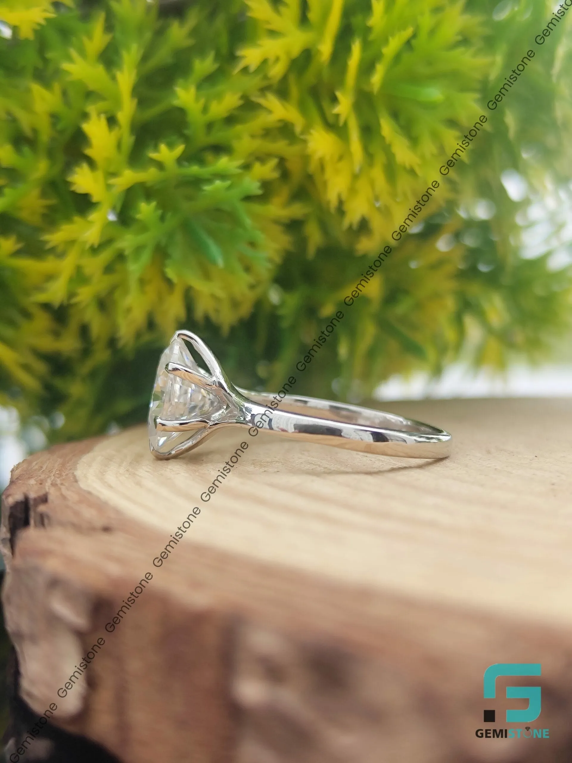 2 Ct Oval Cut Moissanite Wedding 6 Prong Tulip Setting Ring