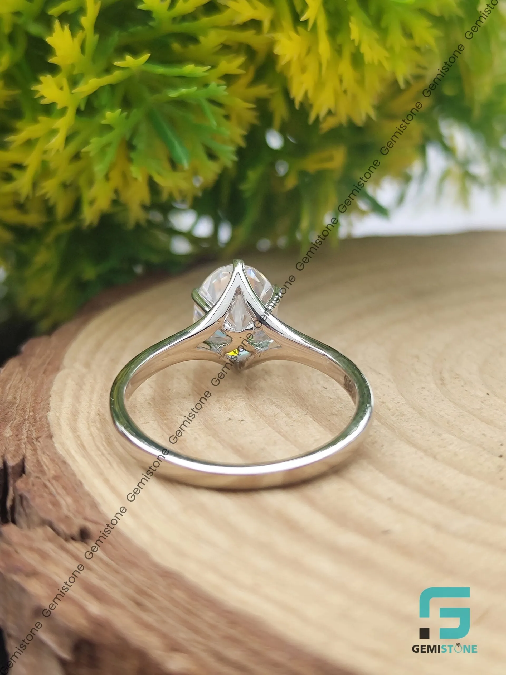 2 Ct Oval Cut Moissanite Wedding 6 Prong Tulip Setting Ring