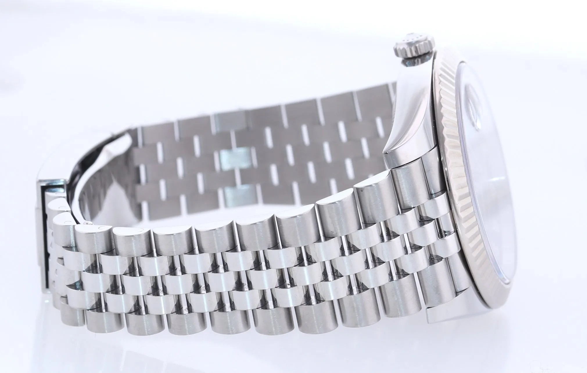 2021 PAPERS Rolex DateJust 41 126334 Blue Diamond Dial Steel Fluted Jubilee Watch Box