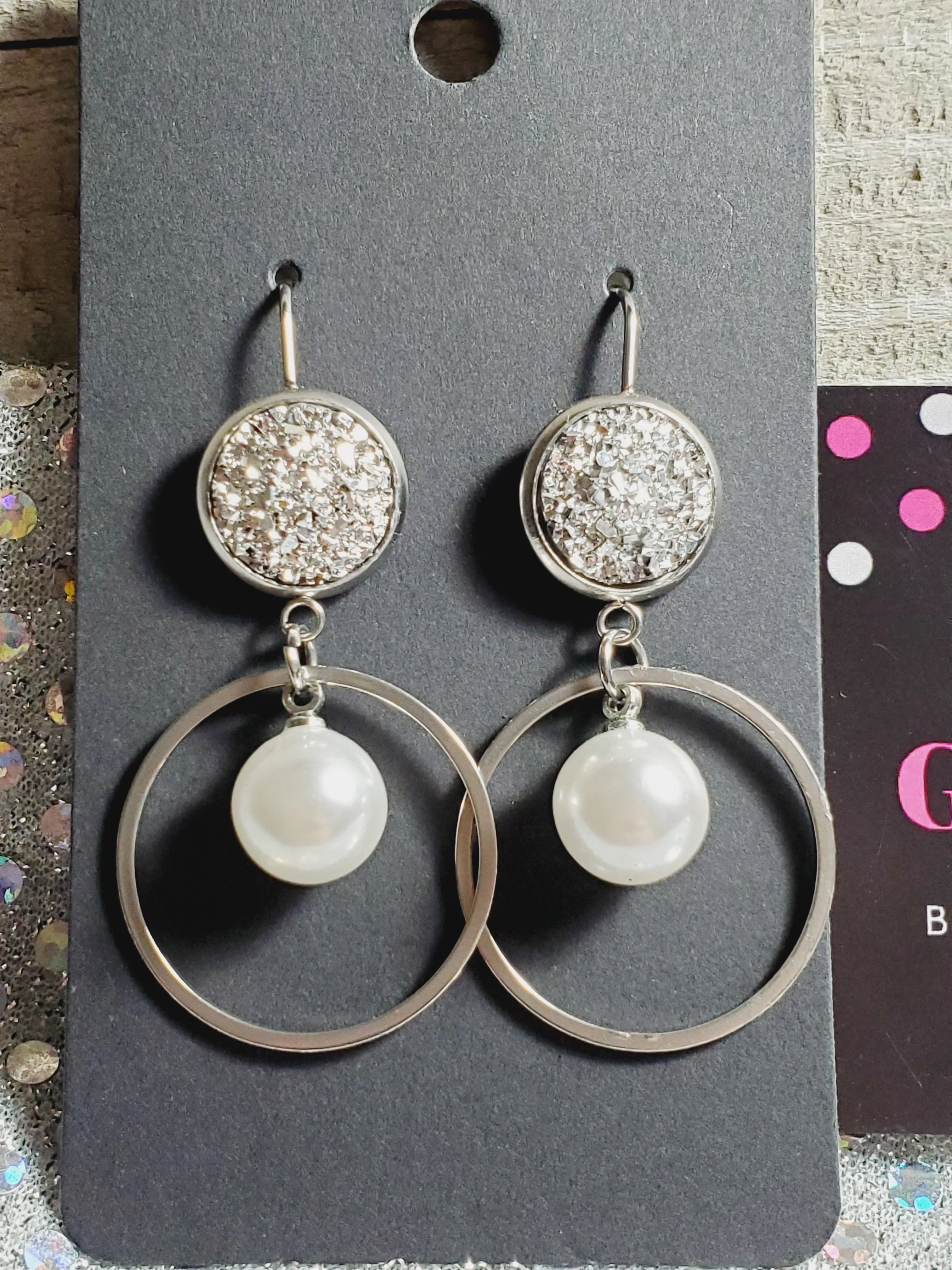 283 Silver Duzy Dangle Earrings with Pearl