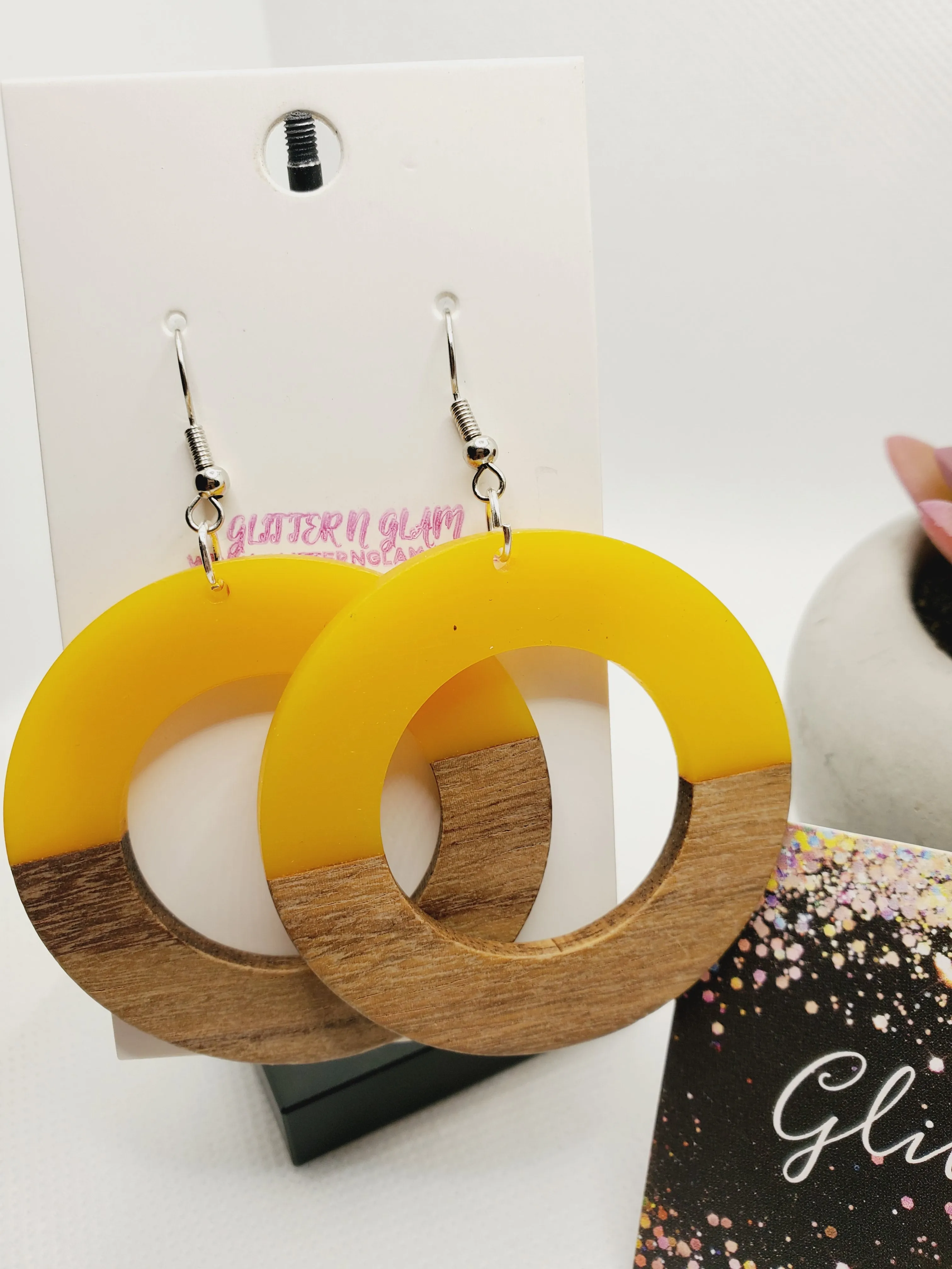 482 Mustard Resin and Wood Circle Dangle Earrings
