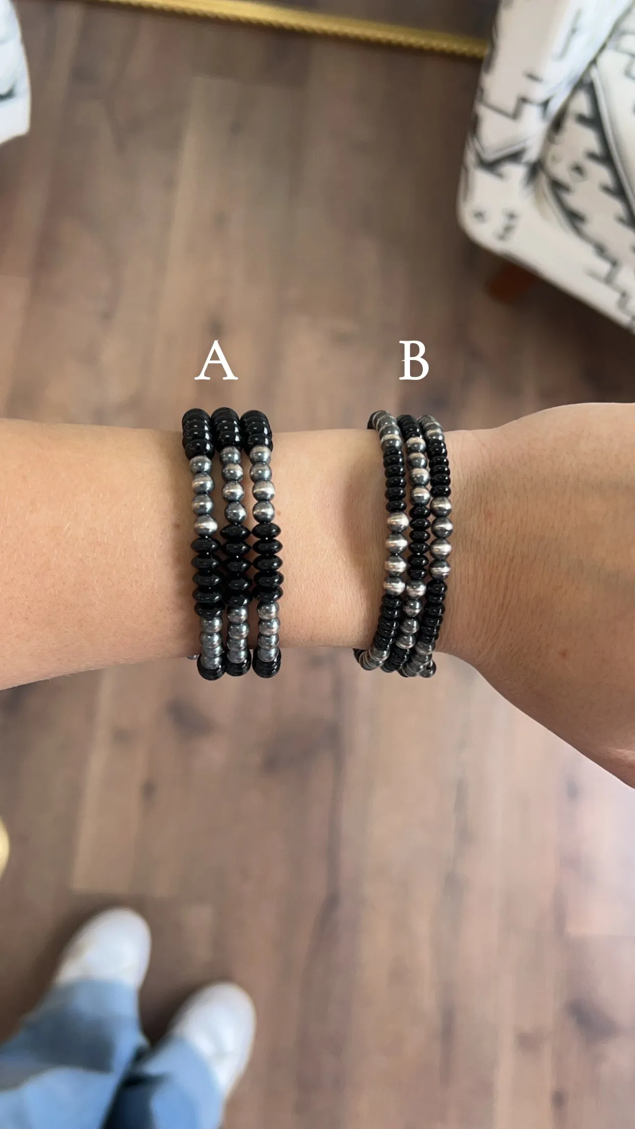 5mm Memory Wire Navajo Pearl Bracelet - Onyx