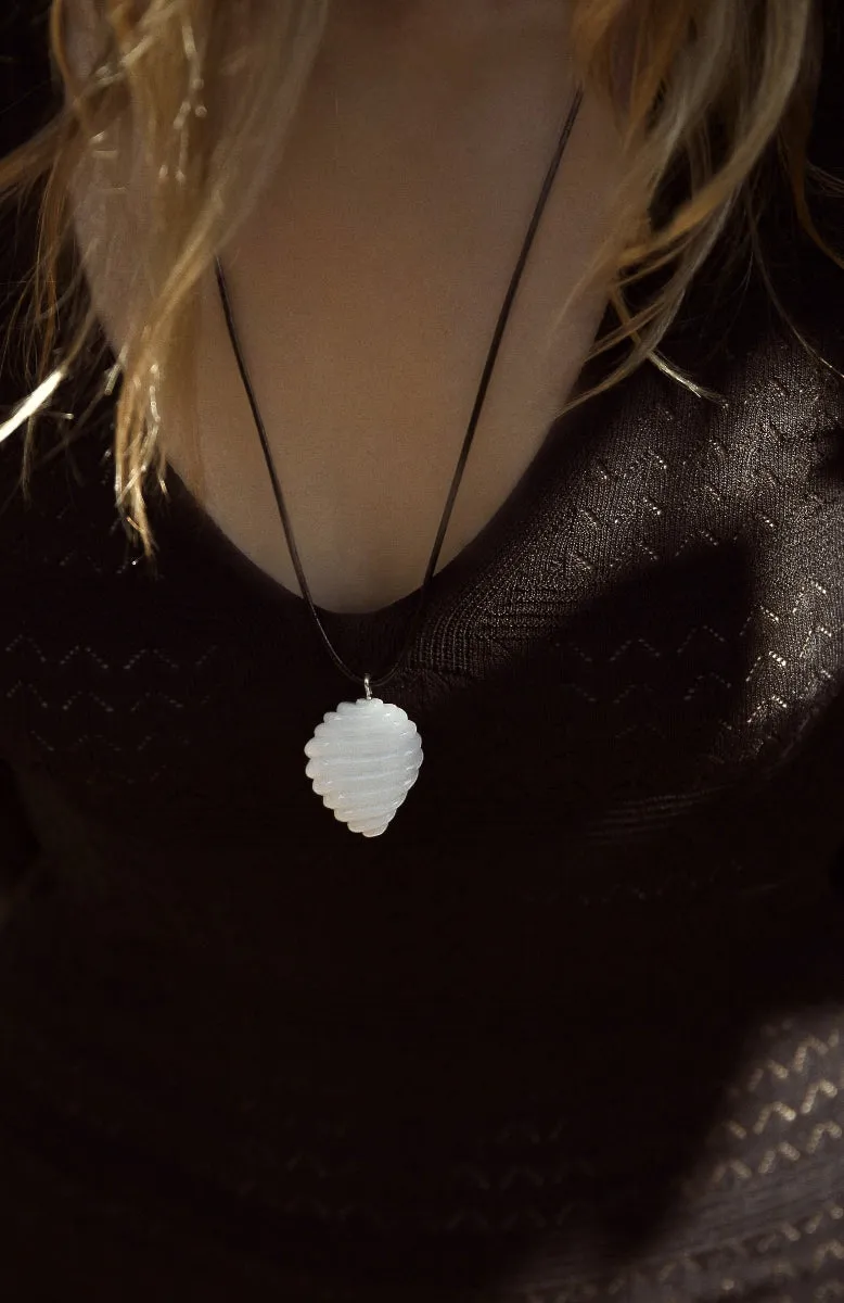 Aeria Pendant