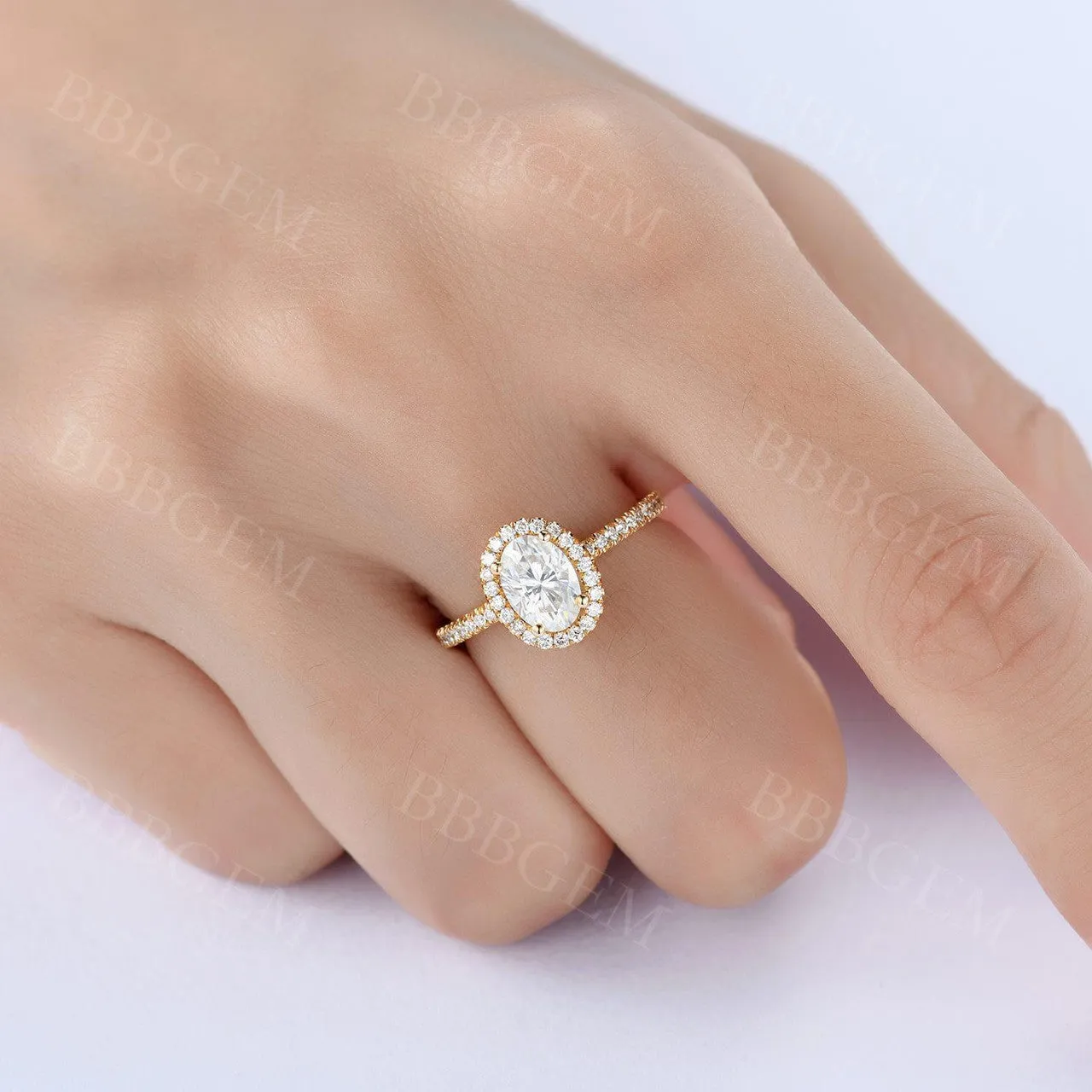 Antique 1CT Oval Cut Moissanite Engagement Ring Moissanite Halo Yellow Gold