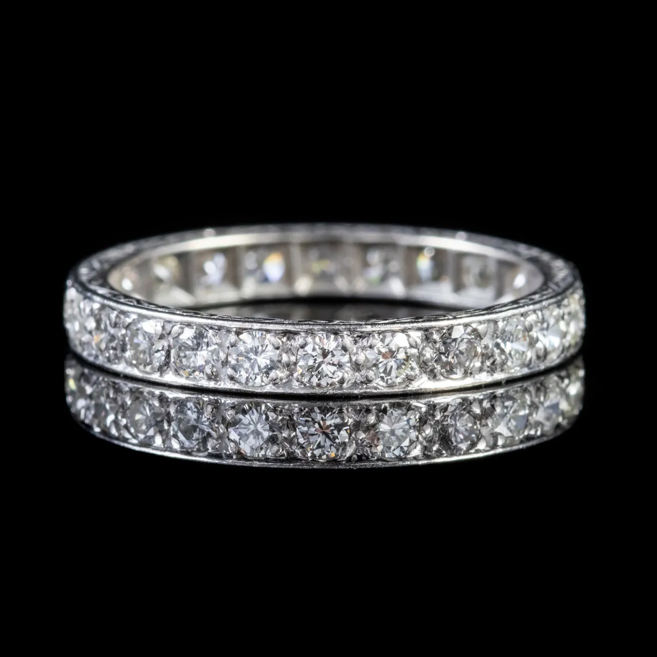 Art Deco Diamond Full Eternity Ring 18Ct Gold 2Ct Of Diamond Circa 1920