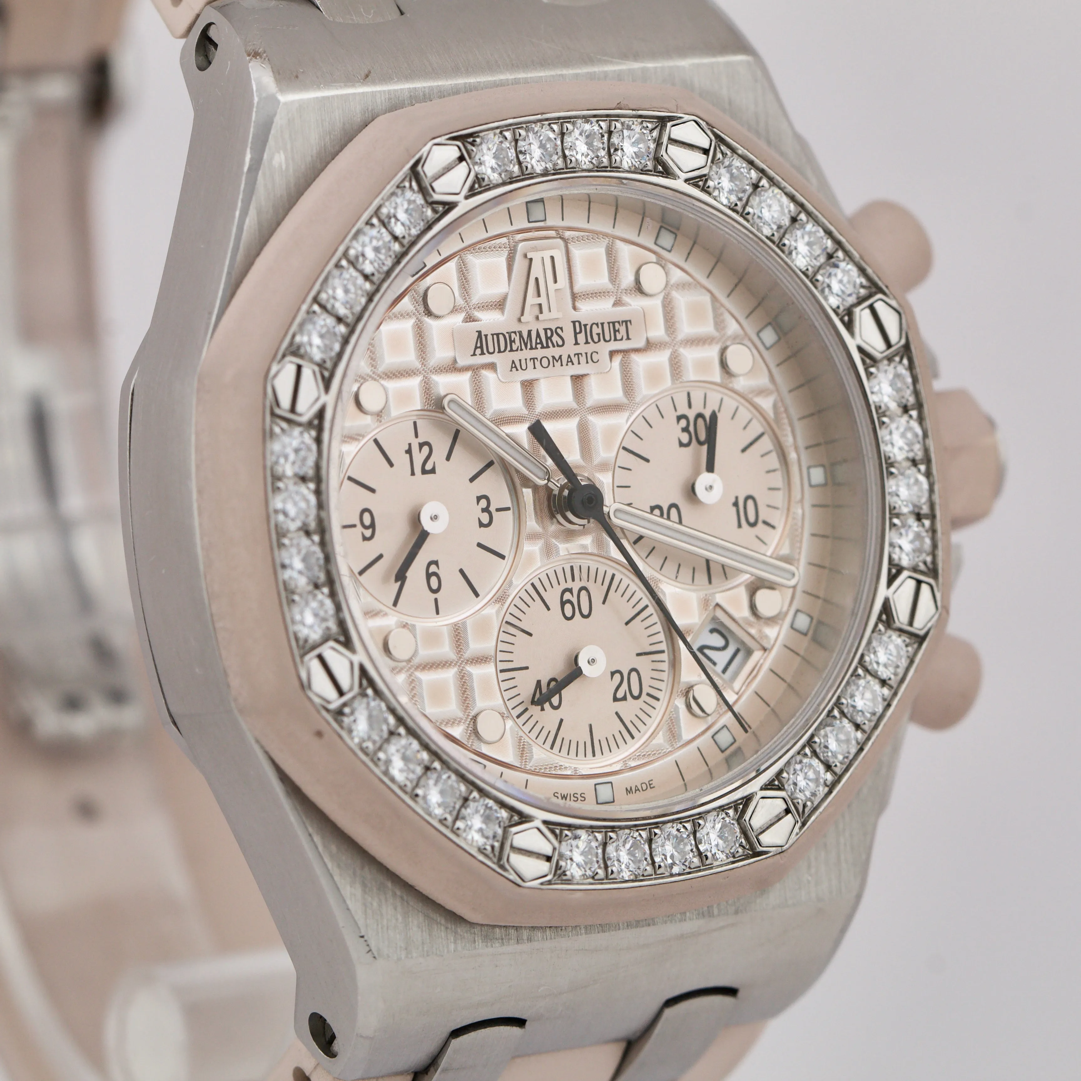 Audemars Piguet Royal Oak Offshore 26048SK Pink DIAMOND Rubber 37mm PAPERS B P