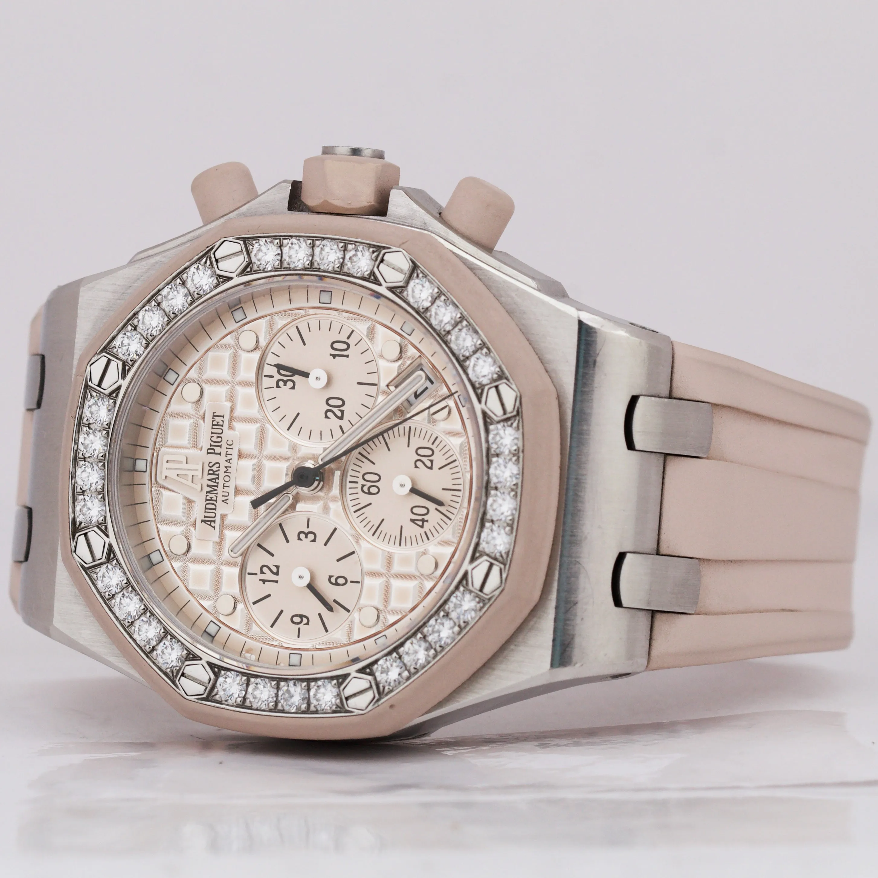 Audemars Piguet Royal Oak Offshore 26048SK Pink DIAMOND Rubber 37mm PAPERS B P