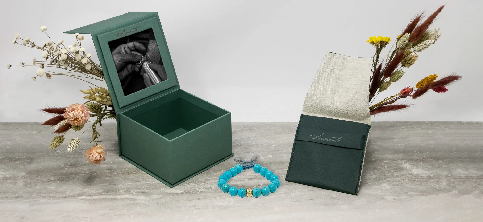 BLUE MAGNESITE WITH GOLD COMPONENT PULL BRACELET