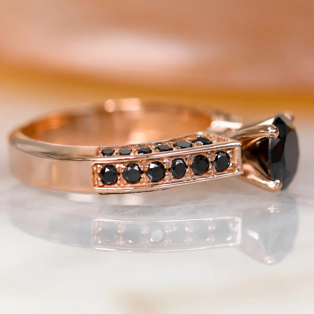 Bow-Tie Art Deco Natural Black & White Round Diamond Ring