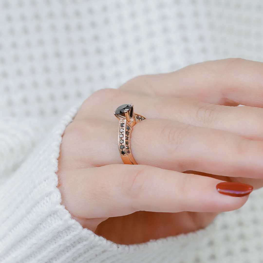 Bow-Tie Art Deco Natural Black & White Round Diamond Ring