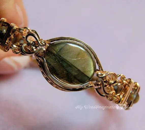 Bracelet Lovers, Learn To Wire Wrap 4 Jewelry Patterns and Save 9.00 Dollars