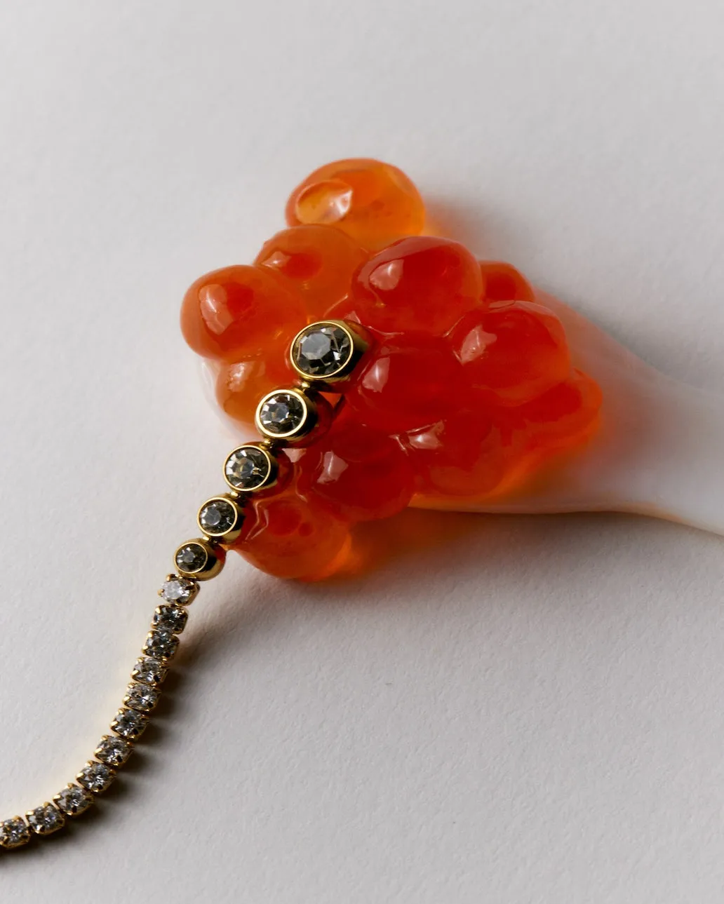 CAVIAR DROP STUD
