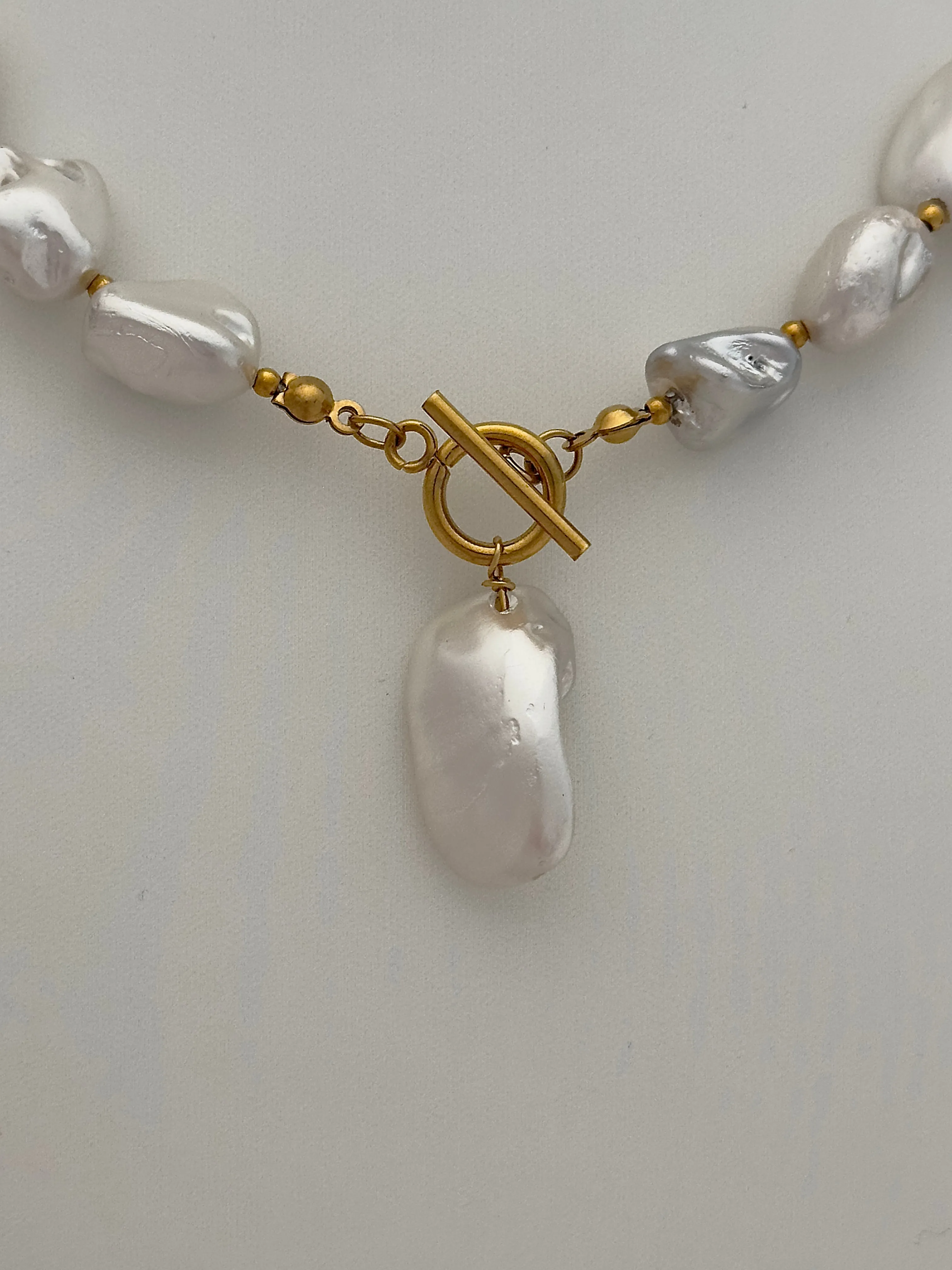Chunky Pearl Necklace