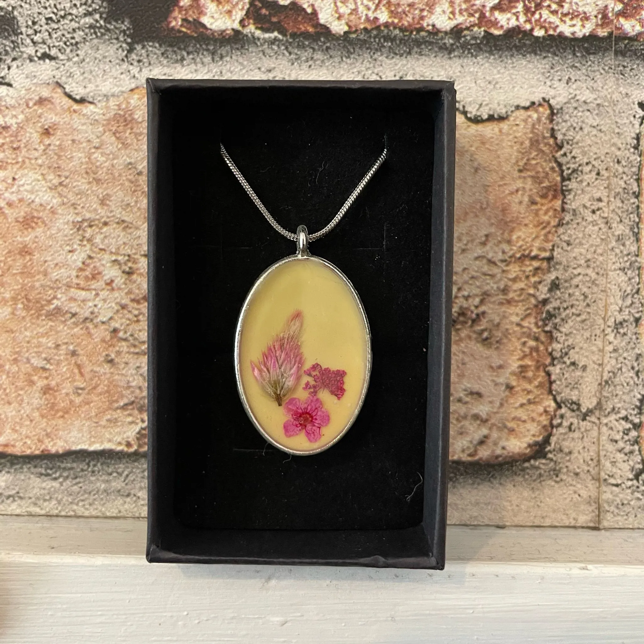 Dried Flower Resin Necklaces with Colour