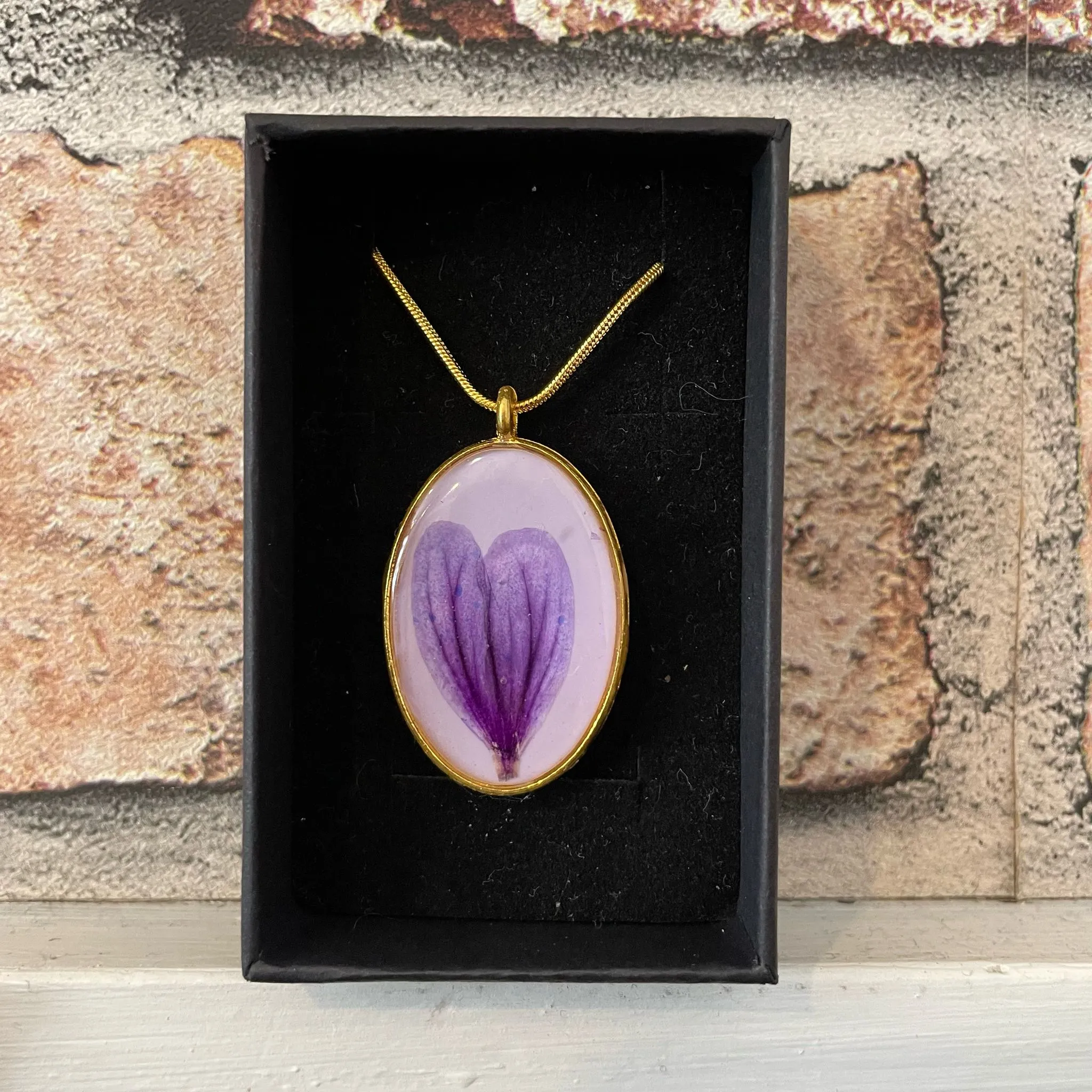 Dried Flower Resin Necklaces with Colour