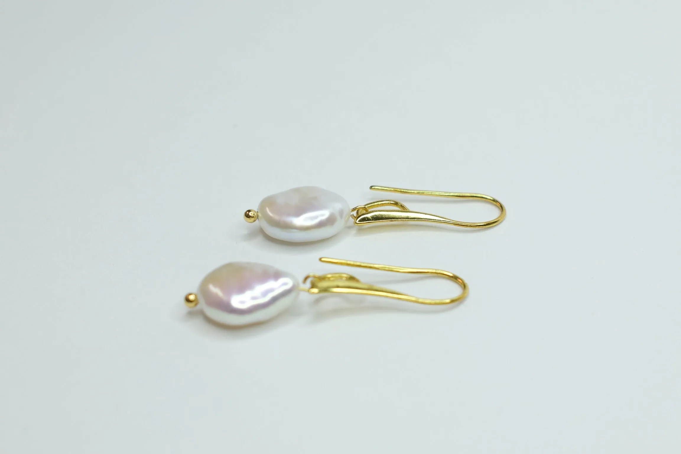 Drop Pearl Earring