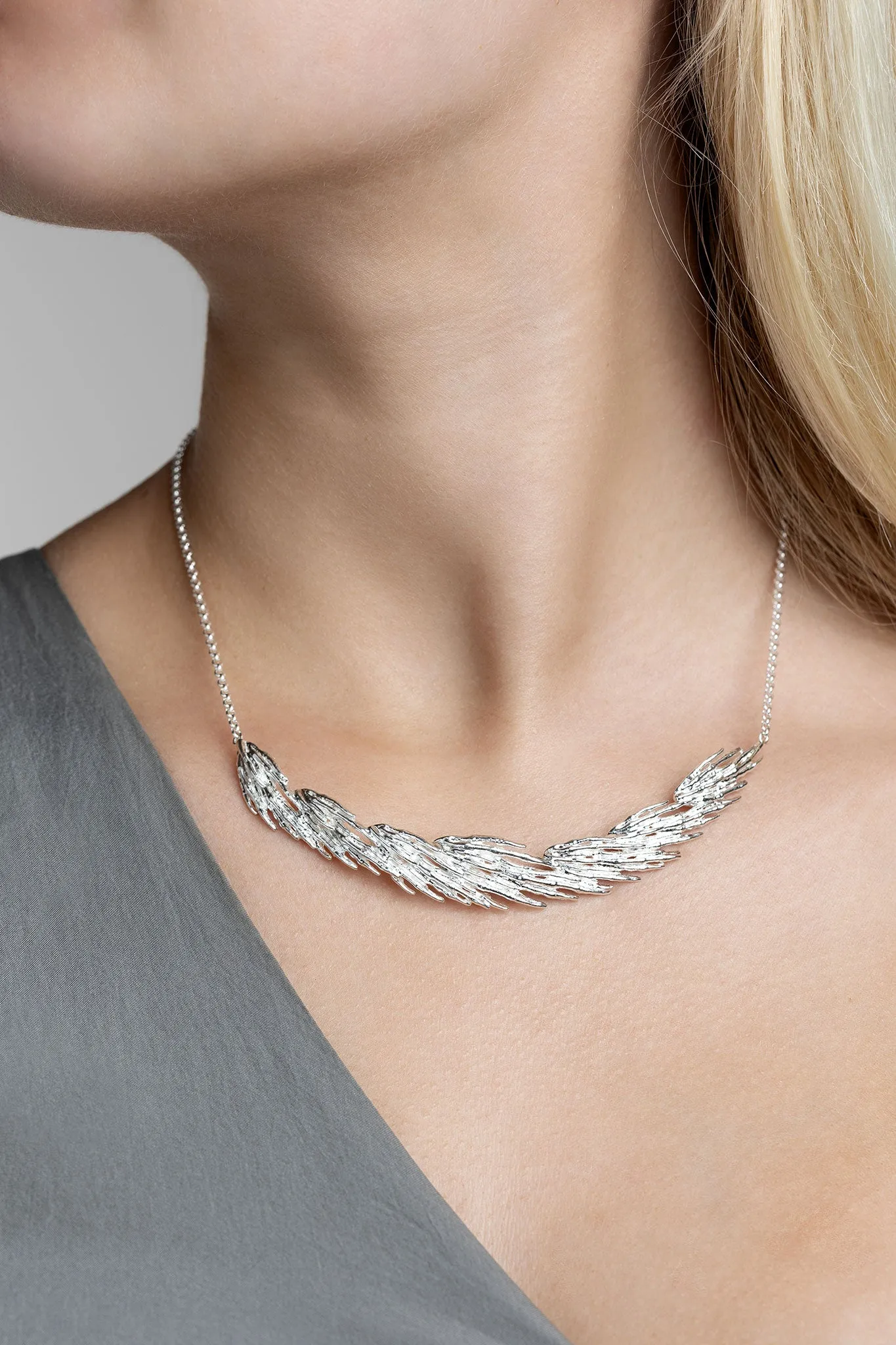 EAGLE necklace