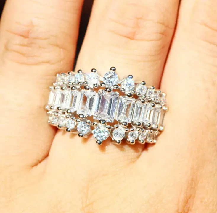 Engagement Ring | Big Womens Ring | Baguette Ring | Engagement Ring Diamond | Big diamond ring | Engagement rings | Big Diamond Rings