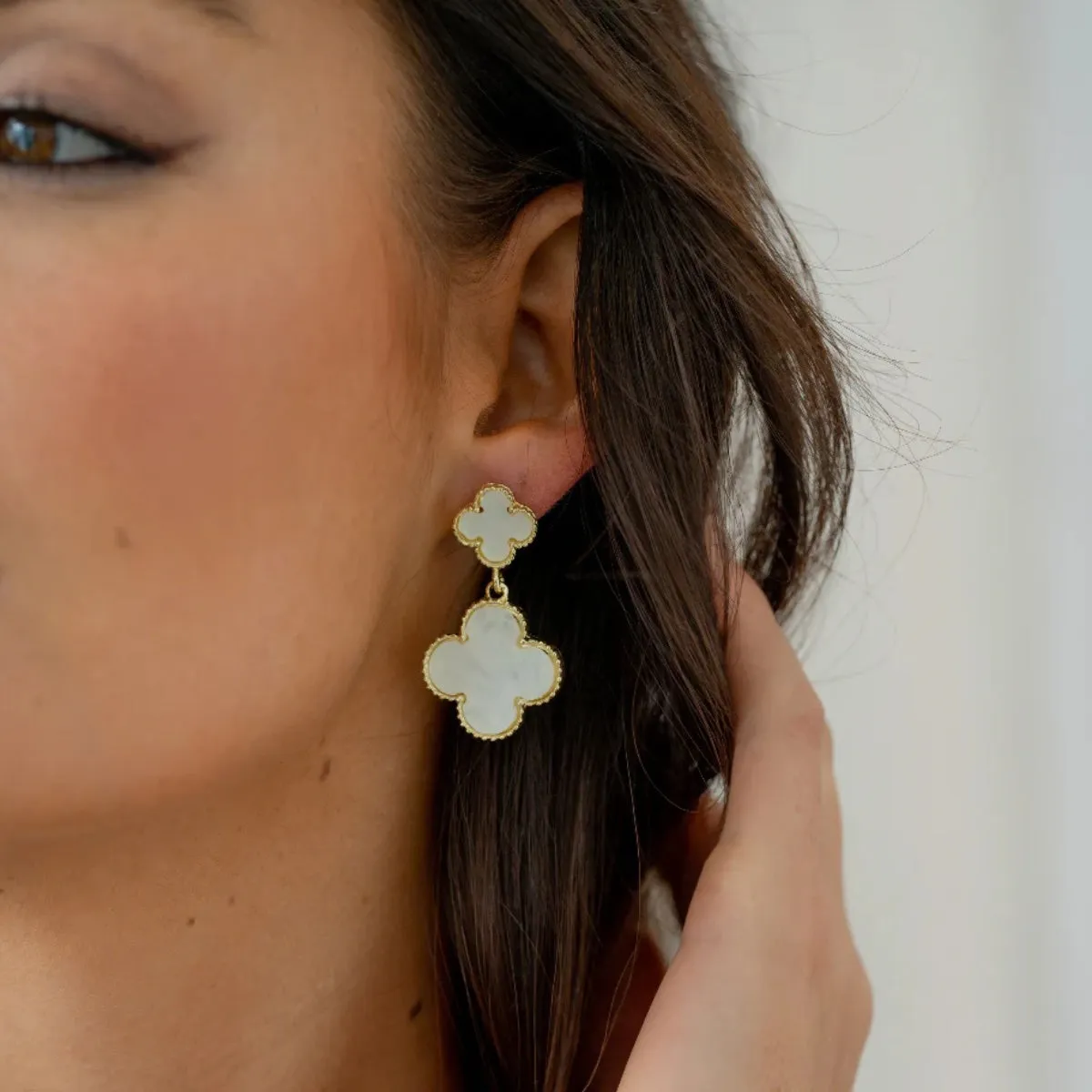 Eva Clover Drop Earrings (White)