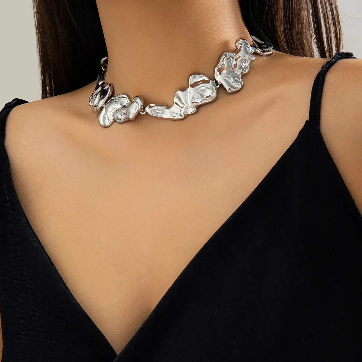 Exaggerated Irregular Big Metal Thick Choker Necklace for Women Trendy Chunky Collar on Neck Accessories Fashion Jewelry Female