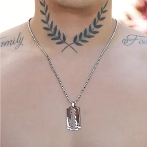 Fernán Stainless Steel Chain Necklace with Razor Blade Pendant