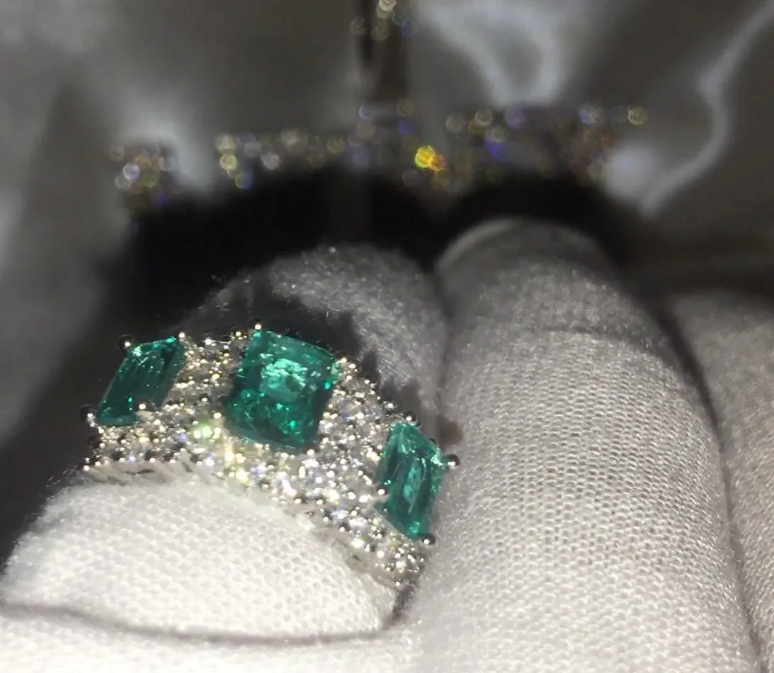 Green Diamond Engagement Rings | Green Diamond Ring | Womens Green Diamond Ring | Promise Ring | Womens Engagement Ring | Halo Ring