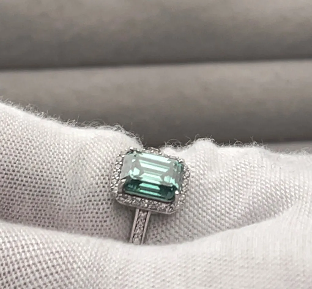 Green Moissanite Diamond Engagement Ring | 2.0 CT Ring | Green Diamond Engagement Ring | Green Diamond Ring | Moissanite Ring | Emerald Ring