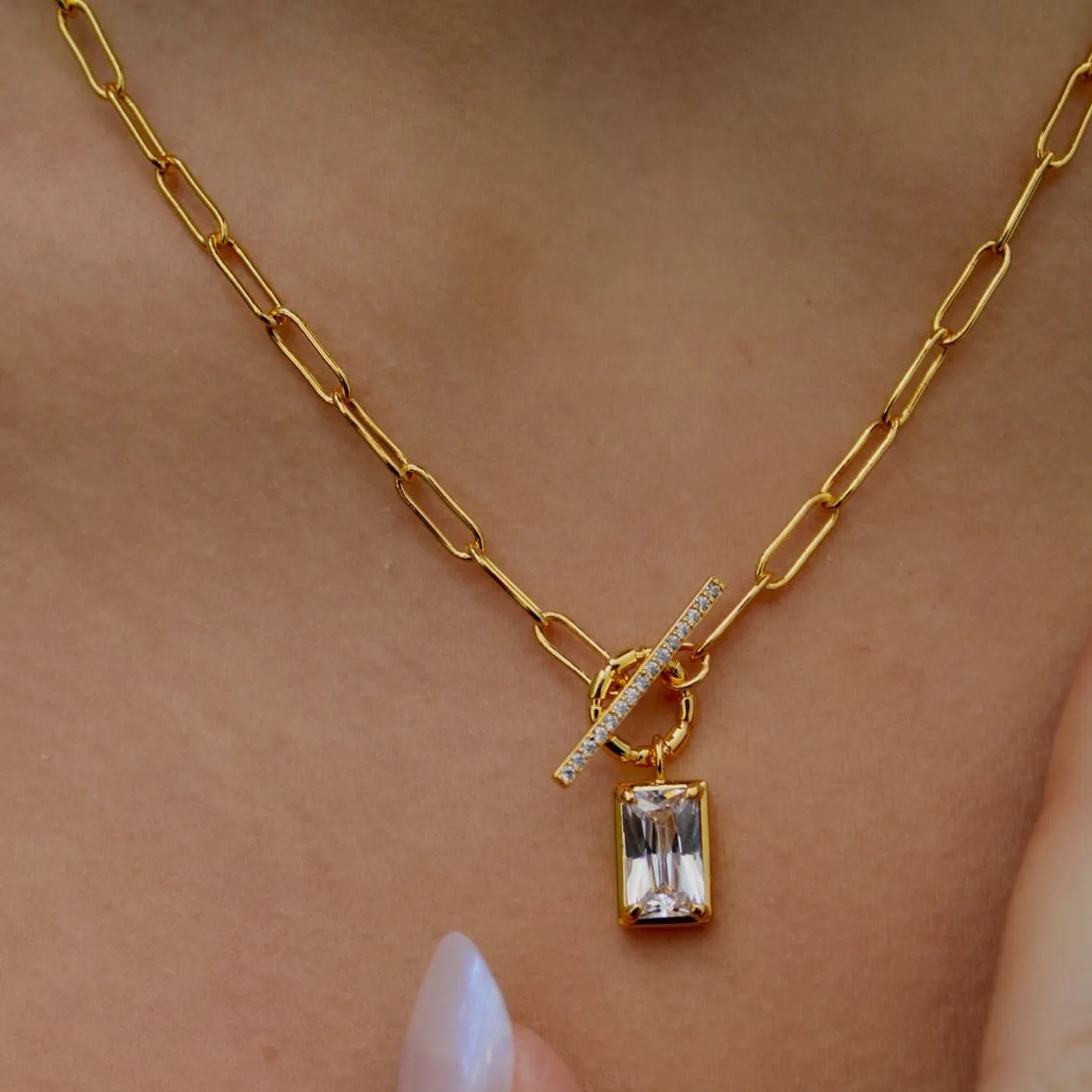 Hayden Toggle Necklace Paperclip Chain