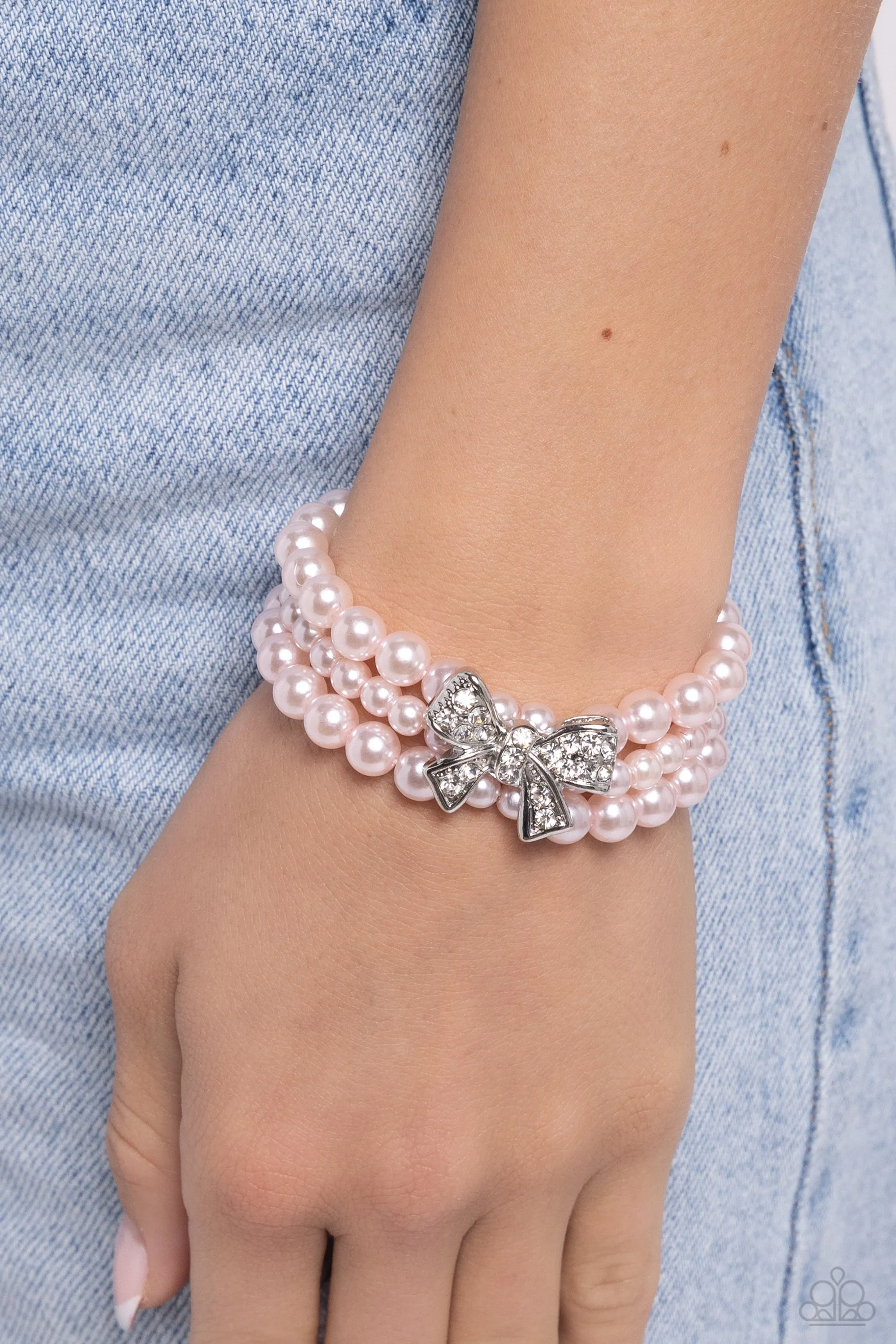 How Do You Do? - Pink - Pearl and White Rhinestone Bow Paparazzi Stretchy Bracelet