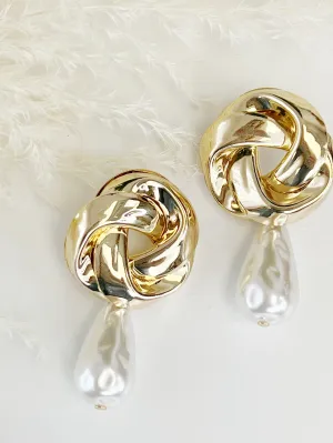 Jackie Pearl Drop Earrings