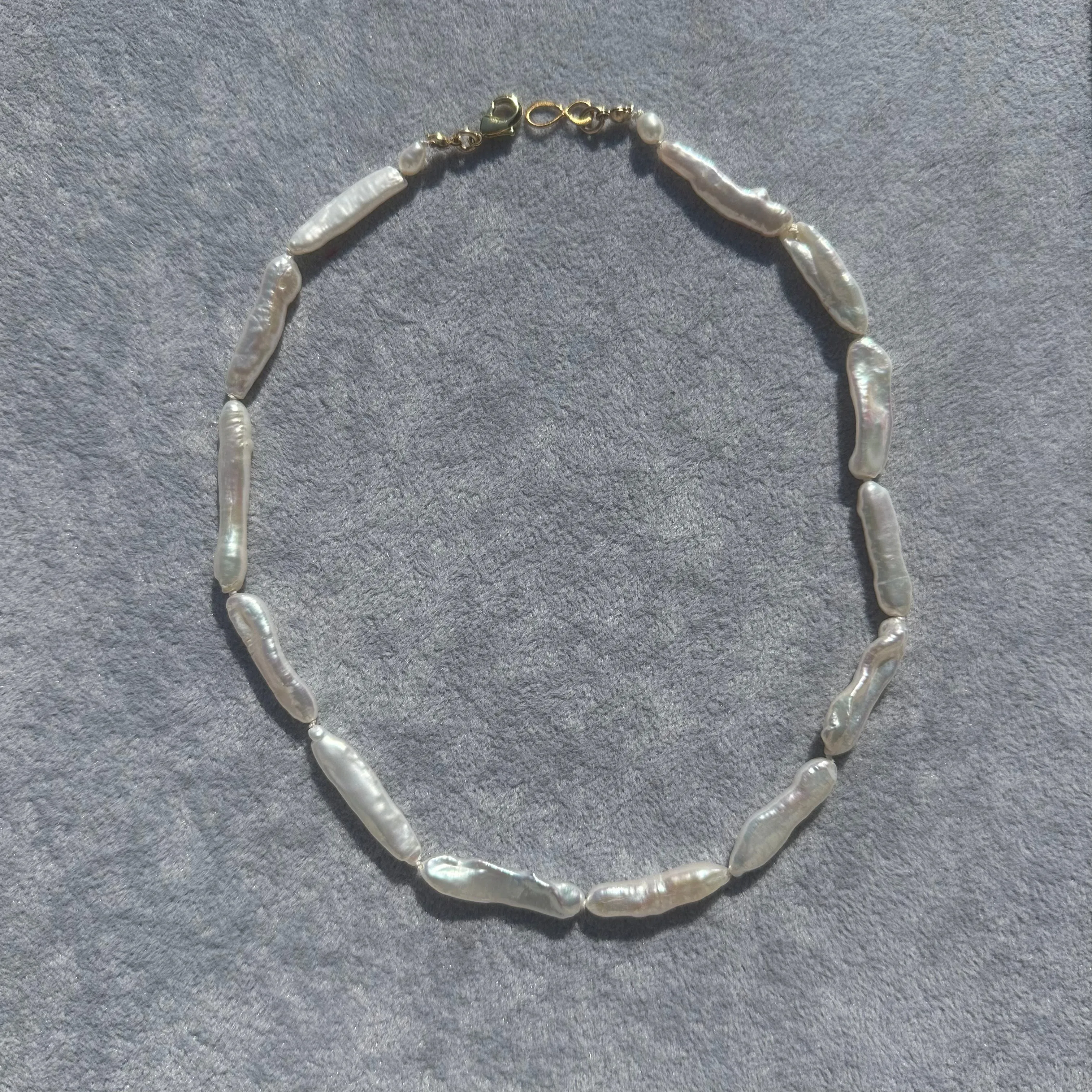 LONG FRESHWATER PEARL NECKLACE