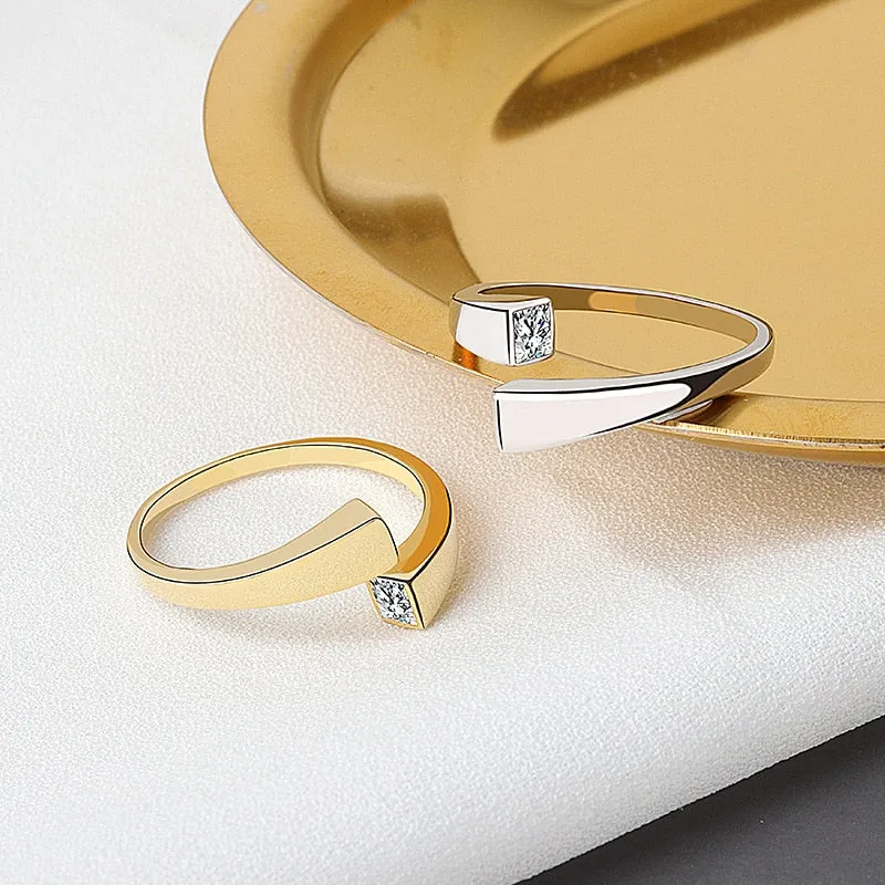 Luxirious White Sapphire Engagement Ring Yellow Gold For Women Jewelry