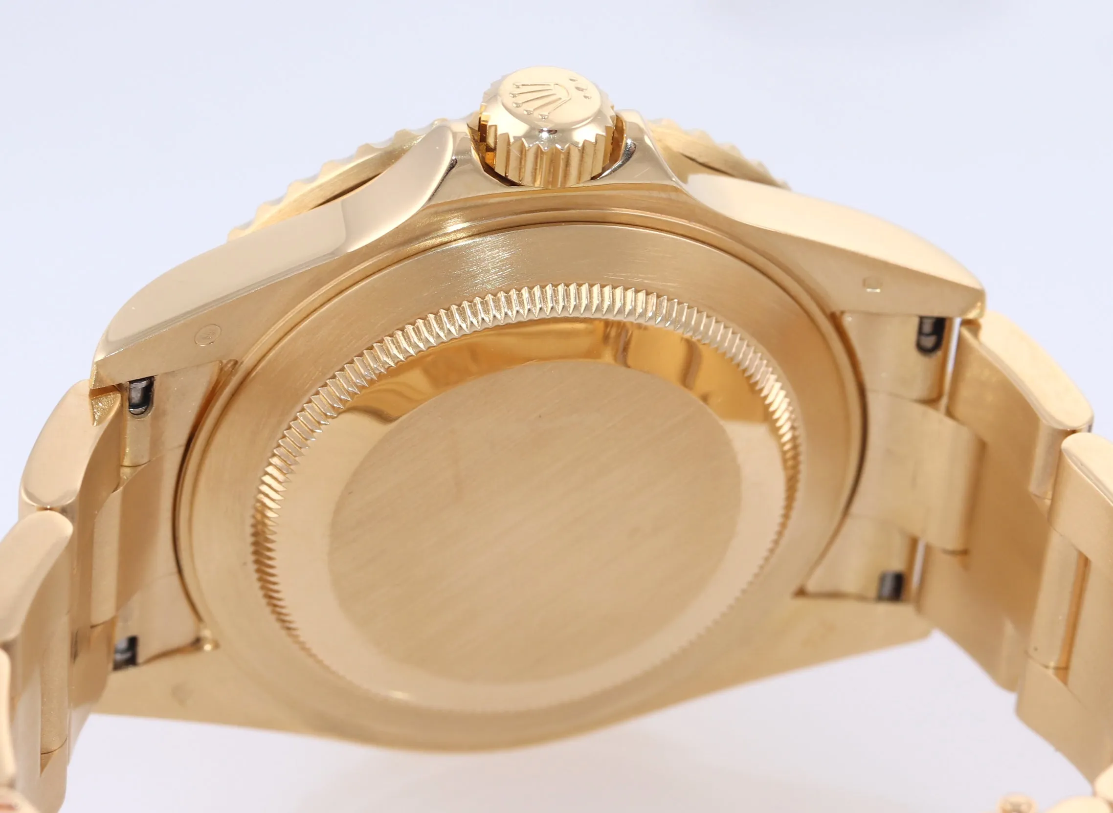 MINT 2008 Engraved Rehaut Rolex Submariner 16618 Yellow Gold Serti Diamond Watch