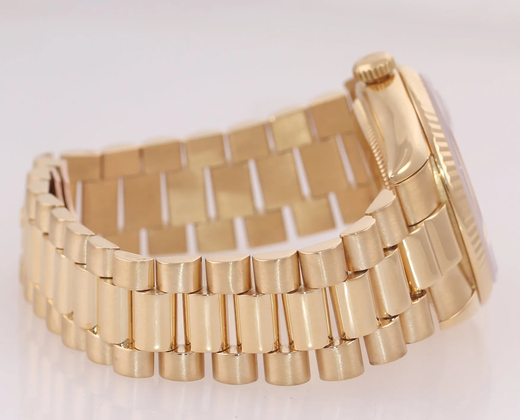 MODERN Rolex President Heavy Band 18K Gold Black Diamond Dial 118238 Watch Box