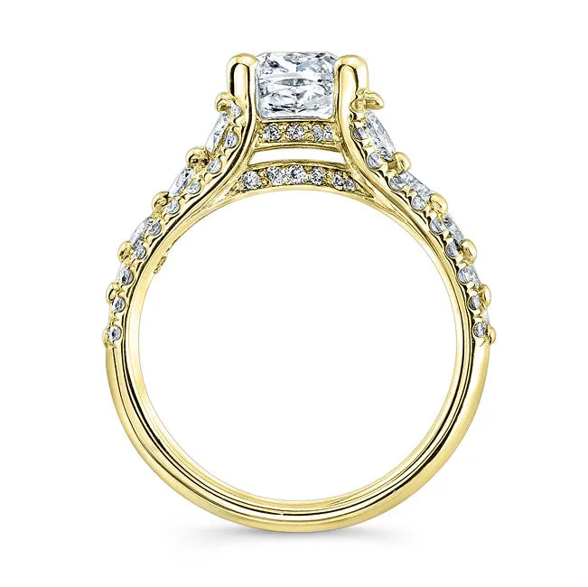 Modern Style Diamond Engagement Ring