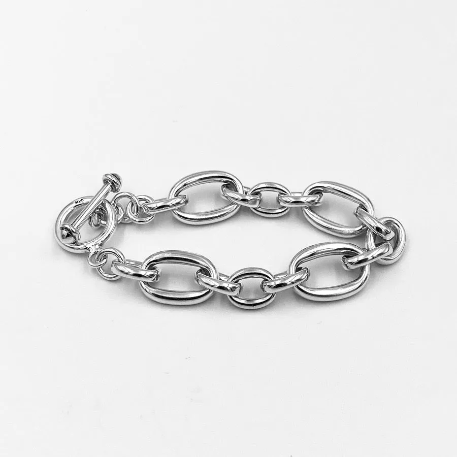 Open oval link bracelet