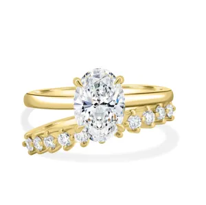 Oval on a Diamond Double Band
