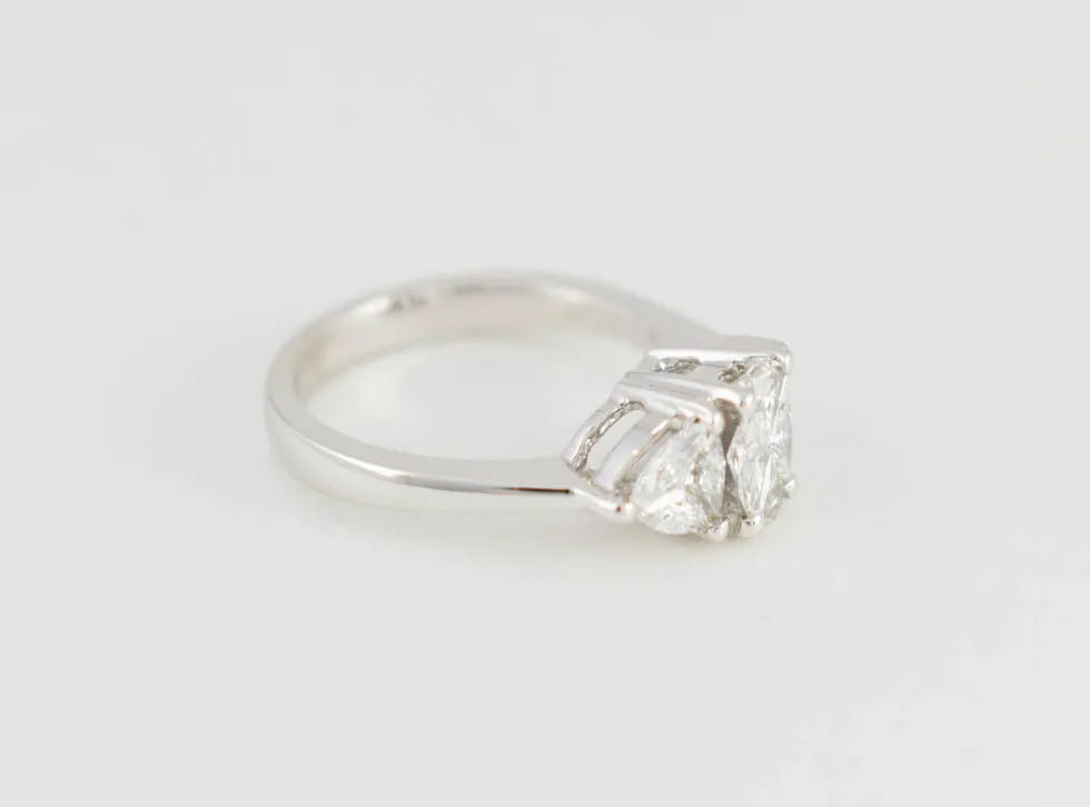 Oval Trillion 3 Stone Style Ring