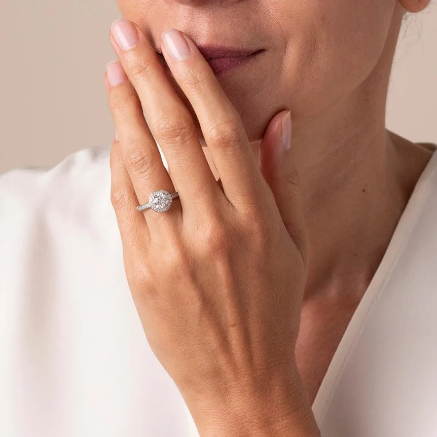 "Original Halo" Mount with Pave Diamond Shoulders and Halo