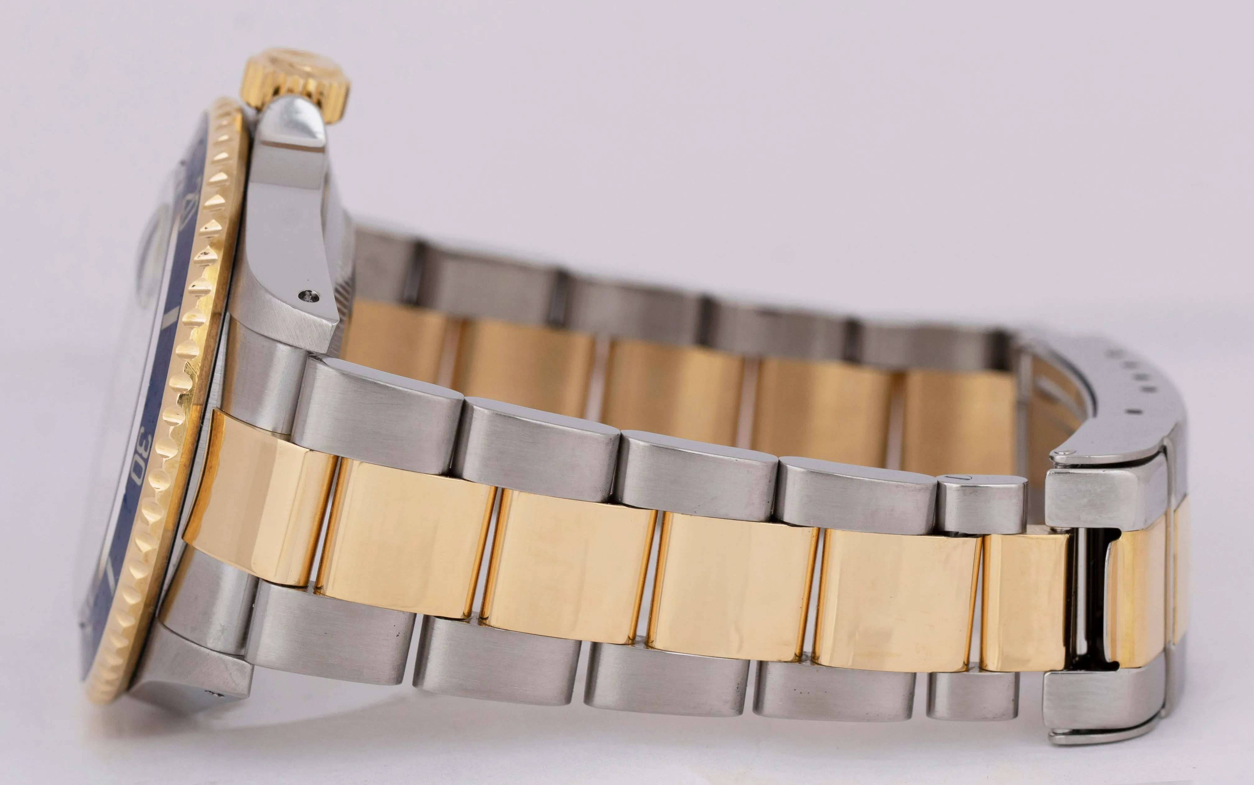 Rolex Submariner Two-Tone 18K Yellow Gold Buckle Steel Blue 40mm Watch 16613 LB