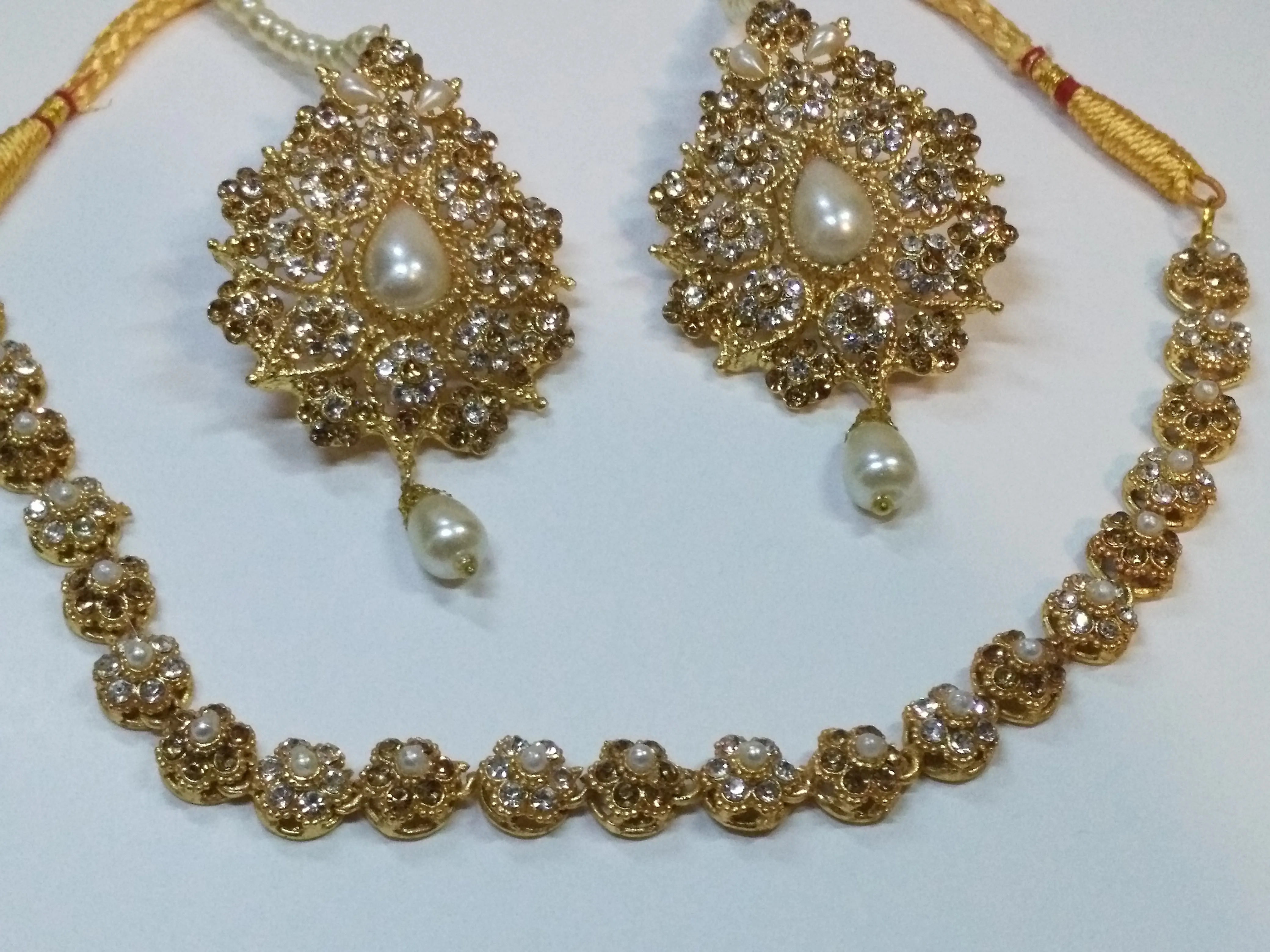 Spherical Drop Earrings for Red Carpet Style