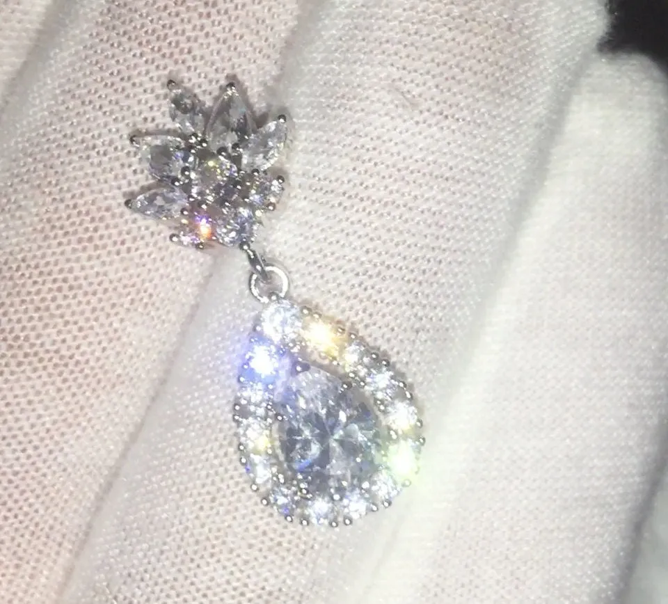 Teardrop Earrings | Diamond Earrings | Diamond Earrings | Tear drop Earrings | Womens Diamond Earrings | Earrings | Pear Shape Earrings