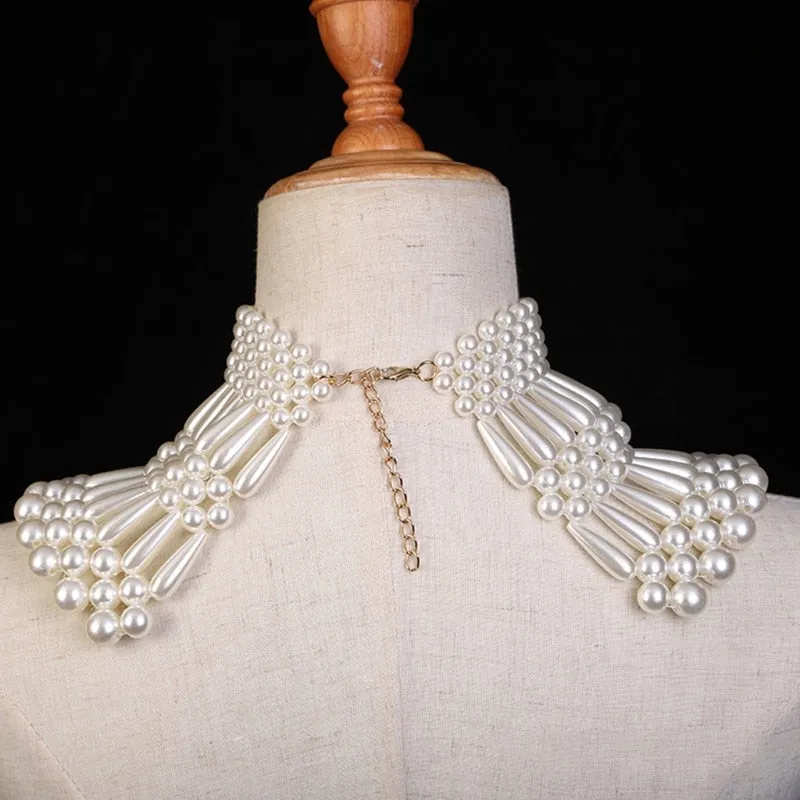 The PEARLfect ⚪️ Hollow Necklaces