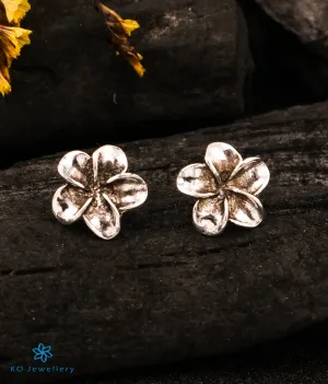 The Silver Fragipani Earstuds